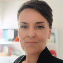 PhDr. Katarína Hlinková 