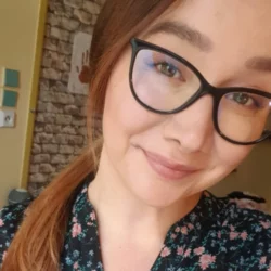 Mgr. Valéria Borovská 